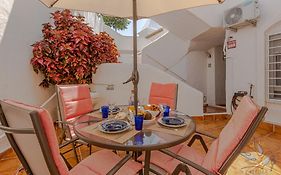 Benalgolf Lovely Apartment In Benalmadena With Sea Views, Excellent Wifi Connection, Private Backyard With Bbq