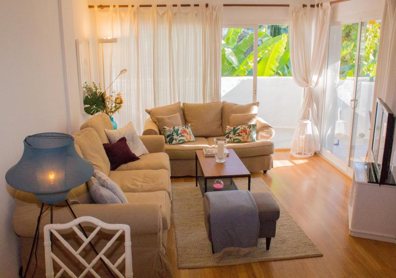 Benalgolf: Seaside Apartment with Private BBQ Backyard Benalmadena Exterior photo